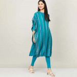 Women Embroidered Kurta and Leggings