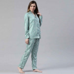 Women Blue & White Printed Nightsuit